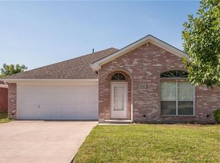3308 Scenic Glen Dr, Mansfield, TX 76063