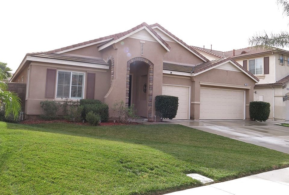 1st image of 13675 Heatherwood Dr
