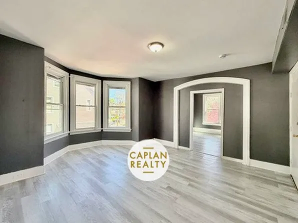 121 Spring St #1B, New Haven, CT 06519