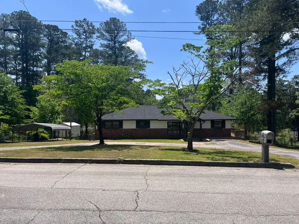 203 S Chilton Cres, Lagrange, GA 30240