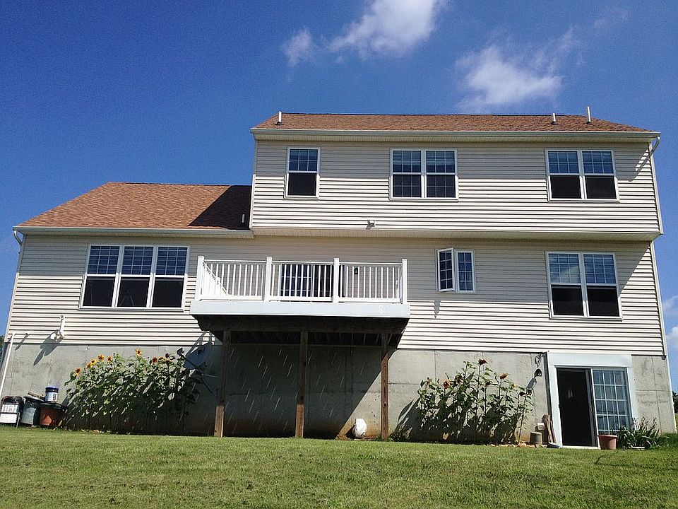 2nd image of 304 Dunbar Dr