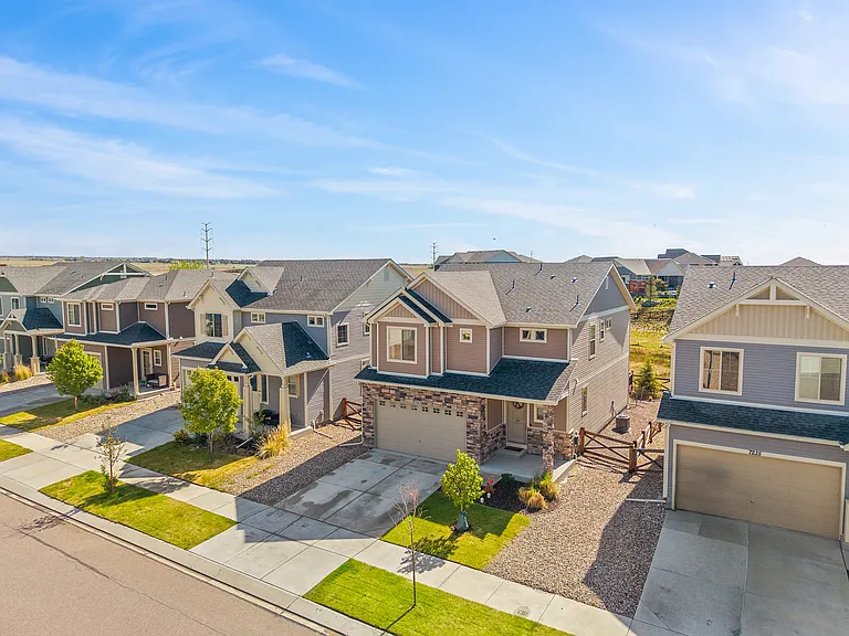 7243 Sedgerock Ln — Photo 37