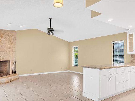 5th image of 3978 NW 73rd Way