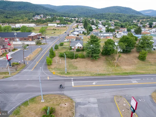 110 Southern Dr, Keyser, WV 26726
