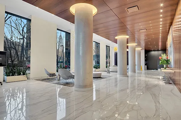 Rented by R New York | media 15