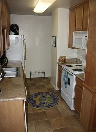 3rd image of 1760 S El Camino Real S #206