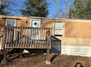 49 Bobcat Ln, Hendersonville, NC 28792