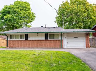 24 Highbrook Dr #9, Toronto, ON M1P 3L3