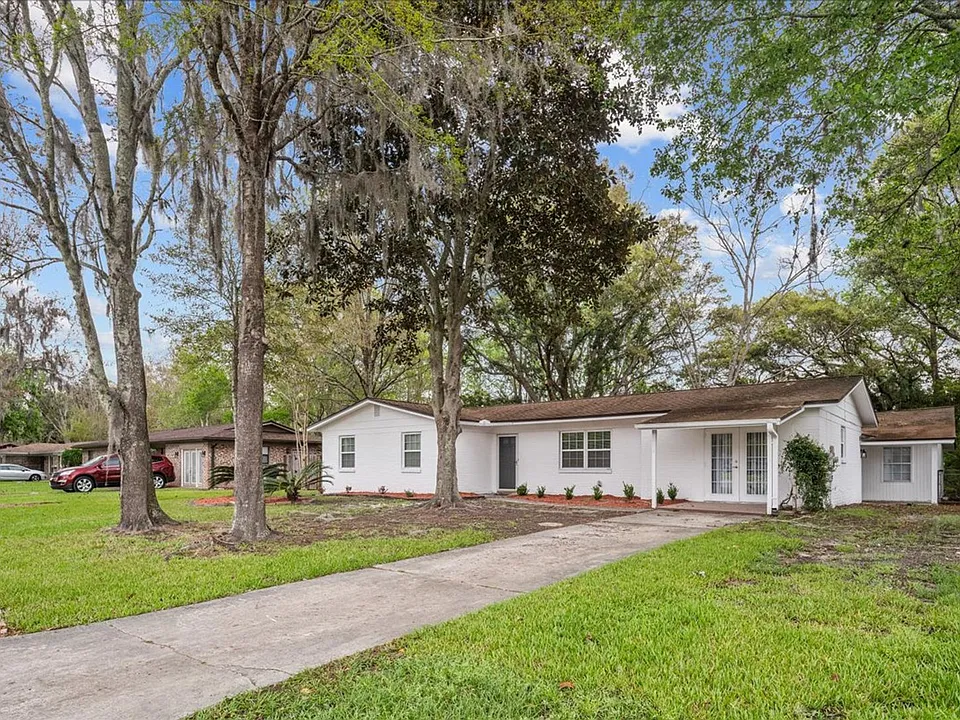 1683 Morningside Dr