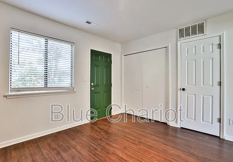 1000 Fargo St #E3 — Photo 13