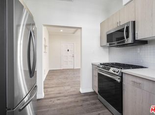 228 S Reeves Dr #230A, Beverly Hills, CA 90212