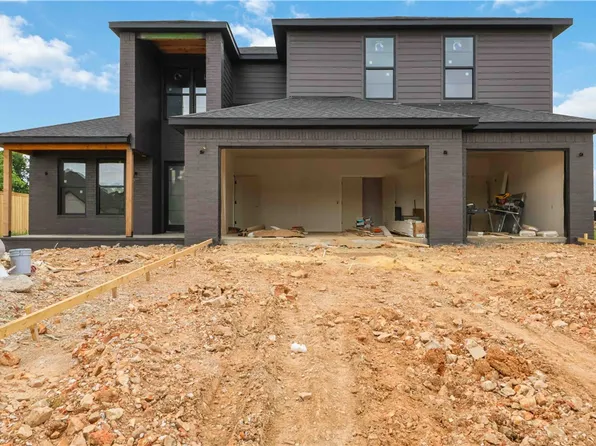 949 Red Cedar Pl, Rogers, AR 72756