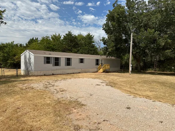7800 Pine Ridge Ct, Lexington, OK 73068
