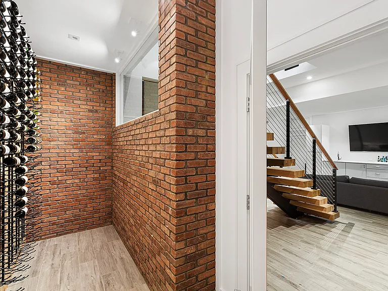 8 Crows Nest Ln — Photo 31
