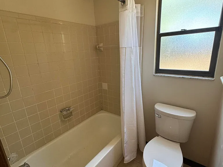 8321 Crosswind Rd — Photo 5