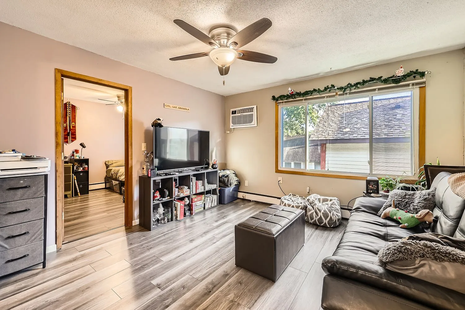 2 bed, 950 sqft, $1,450 — Photo 4