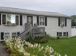 17 Walnut St, Wyandanch, NY 11798
