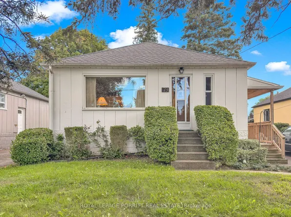 79 Burlingame Rd, Toronto, ON M8W 1Y9