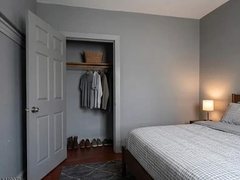 73 4th St #3 — Photo 3