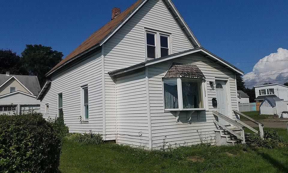 2nd image of 107 Prescott Ave