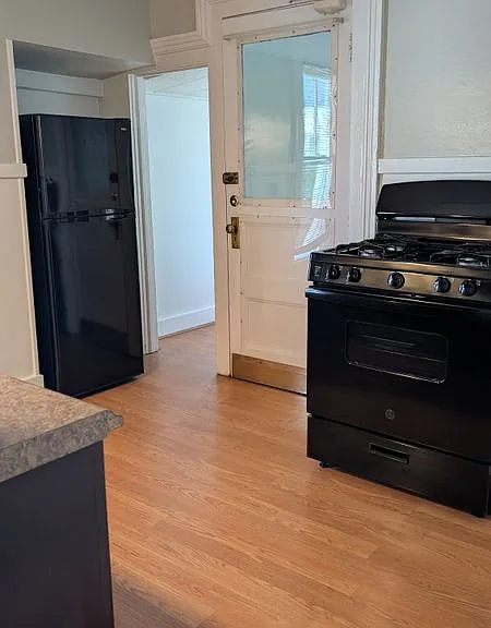 28 Vick Park #B-apt 3 — Photo 8
