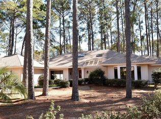 6 King William Ct, Hilton Head Island, SC 29926