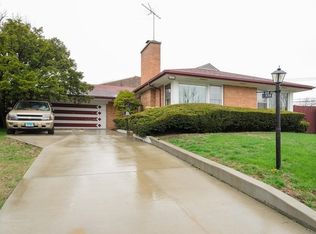 9130 Kenton Ave, Skokie, IL