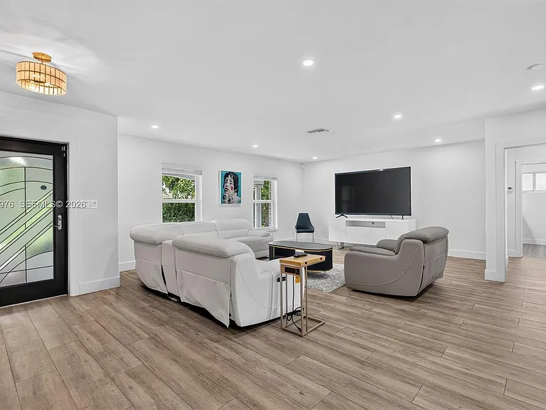 16840 SW 87th Ave — Photo 28
