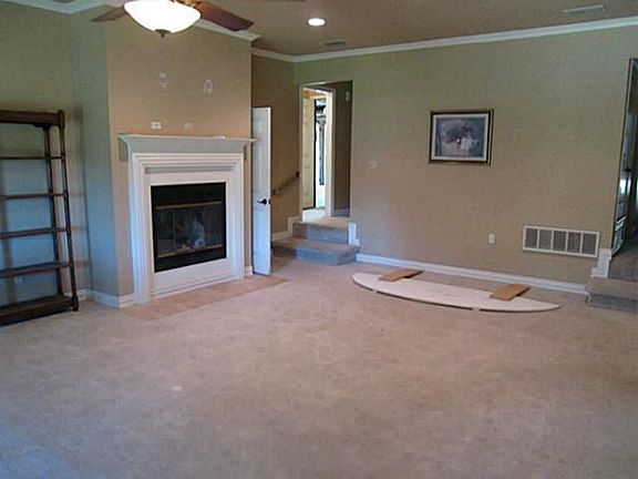 2nd image of 1514 Pecos Trail Ct