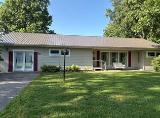 311 W Main St, Arcola, IL 61910