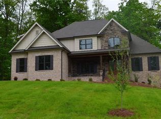 5048 Laurel Run, Winston Salem, NC 27106