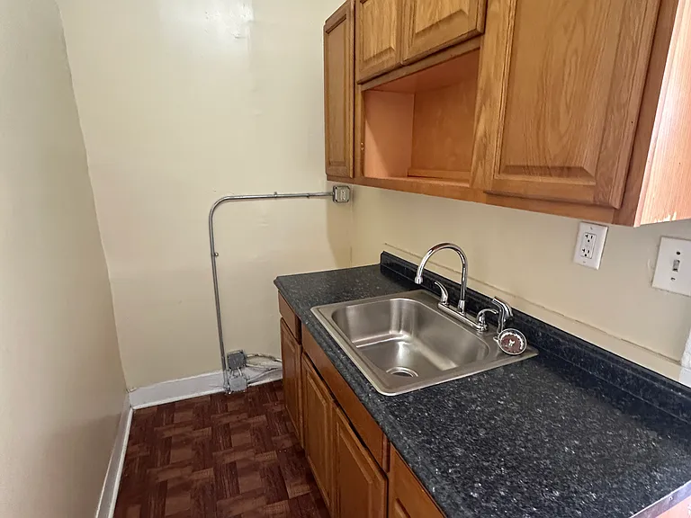52 Dickerman St #3LD — Photo 7
