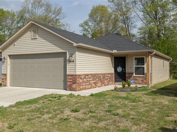 2418 S Ouachita Dr, Fayetteville, AR 72701
