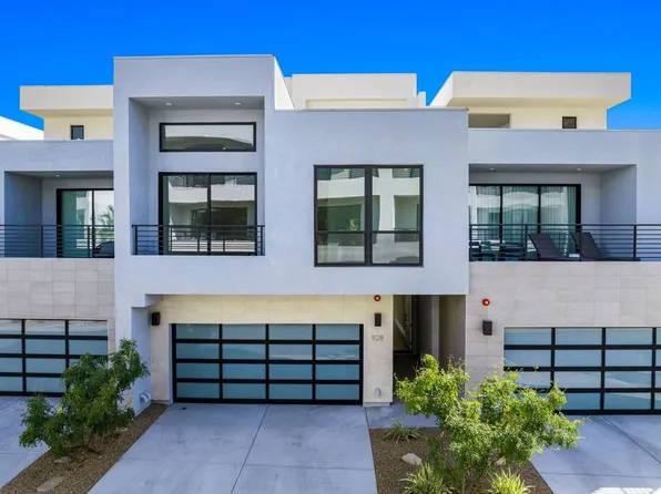 928 Galaxy Dr, Palm Springs, CA 92264