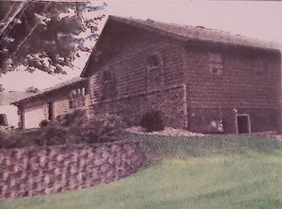 604 7th Ave E, Cresco, IA 52136