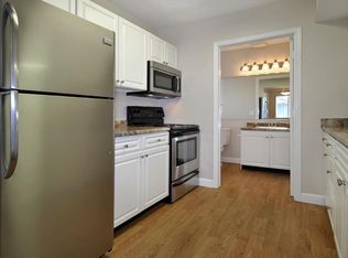 13655 Carmella Ln APT G, Holland, MI 49424