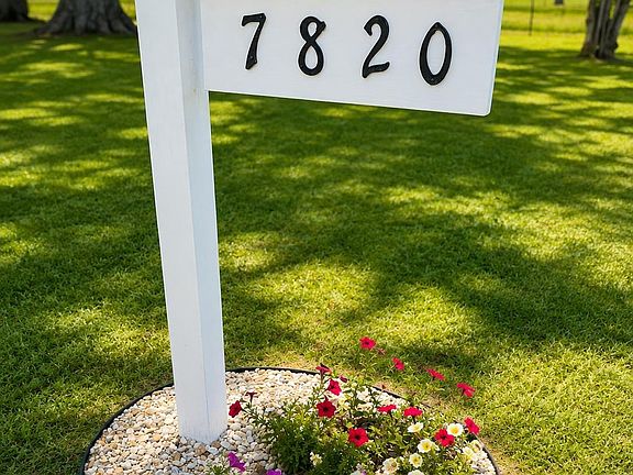 3rd image of 7820 Morganza Hwy
