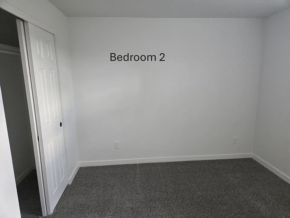 2660 E 168th Ave