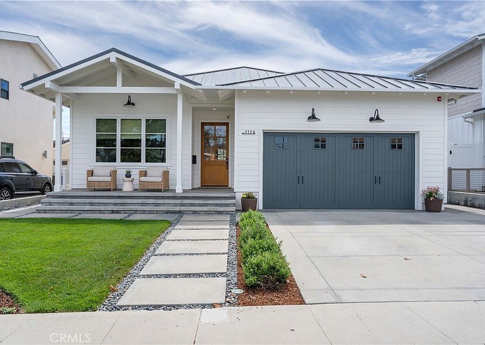 1st image of 1126 E Acacia Ave