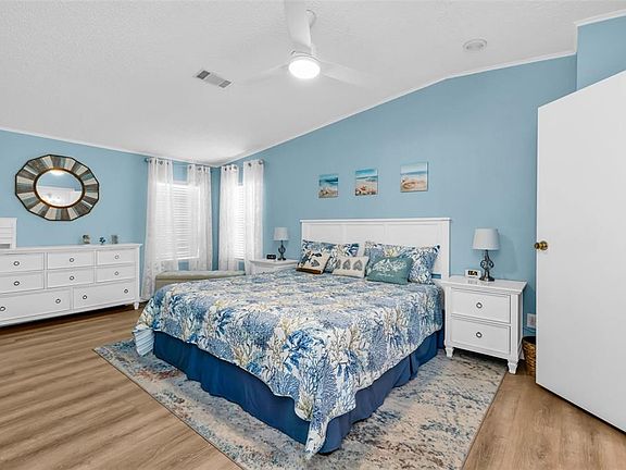 3rd image of 5601 Duncan Rd #204