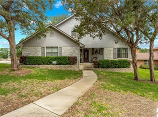 15 Oak Leaf, New Braunfels, TX 78132