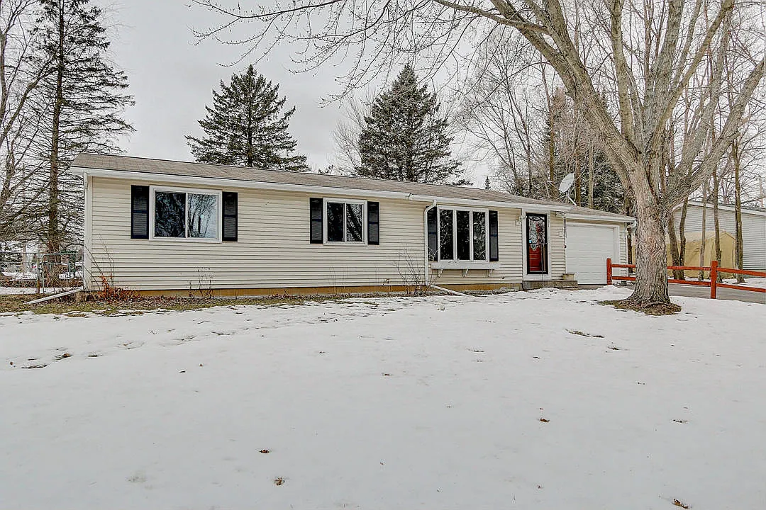 N1351 Clover Rd photo 1