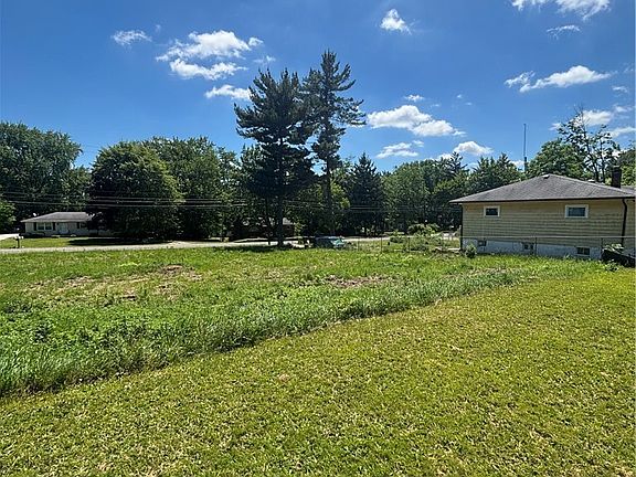 2nd image of 1660 Hilbish Ave