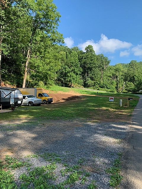 2nd image of Hatcher Mtn Rd