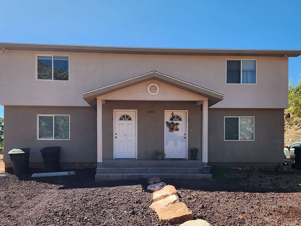 1st image of 1025 N Canyon St #1