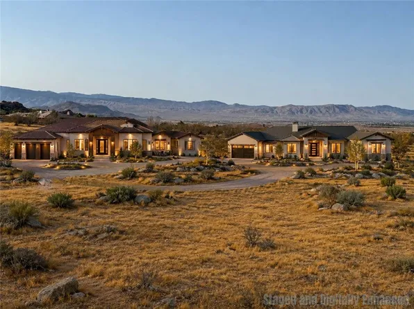 17575 Century Plant Rd, Apple Valley, CA 92307