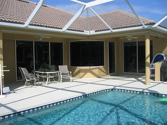 4th image of 7223 Treymore Ct