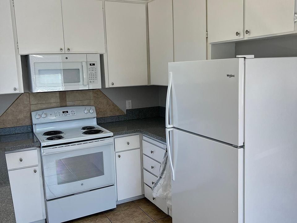 1st image of 1821 Helena Ave APT G