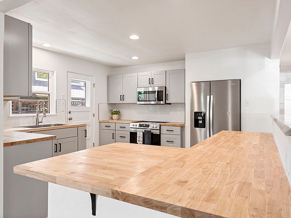 New kitchen