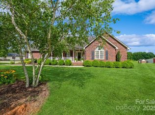 8520 Wright Rd, Kannapolis, NC 28081